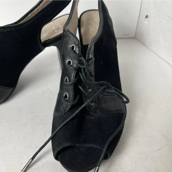 Isaac Mizrahi Live Imtessa Black Lace Slingback Heels 6M - Picture 2 of 16